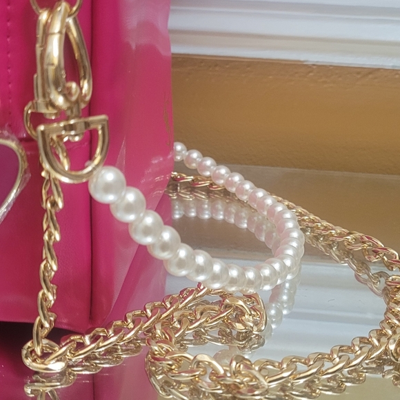 Yves Saint Lauren bag converted in to shoulder bag or cross body - Picture 5 of 16